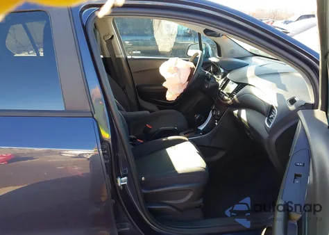 2019 Chevrolet Trax Ls from USA, damaged, VIN 3GNCJKSB3KL170807